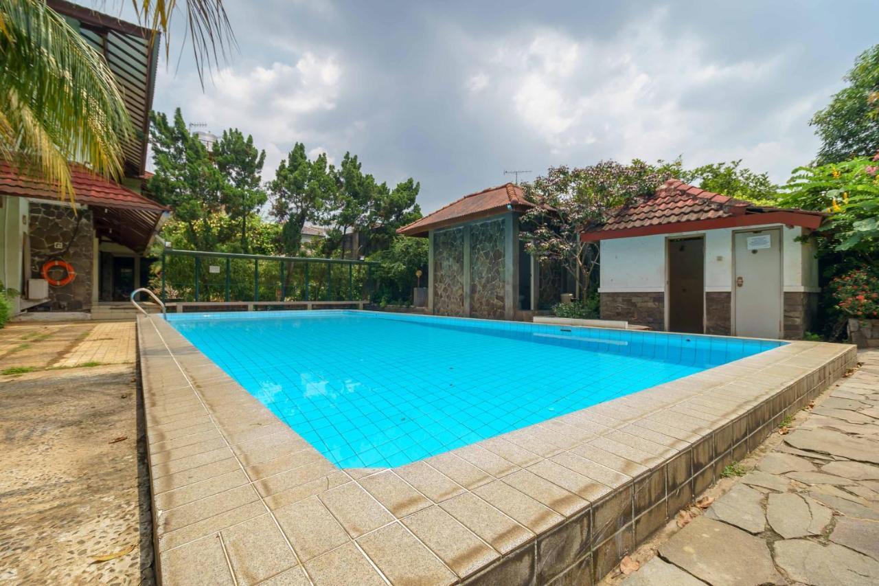 ג'קרטה Reddoorz Plus Near Kemang Raya מראה חיצוני תמונה