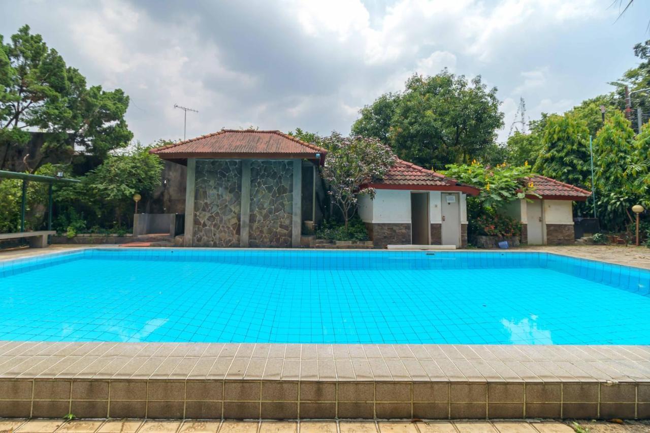 ג'קרטה Reddoorz Plus Near Kemang Raya מראה חיצוני תמונה